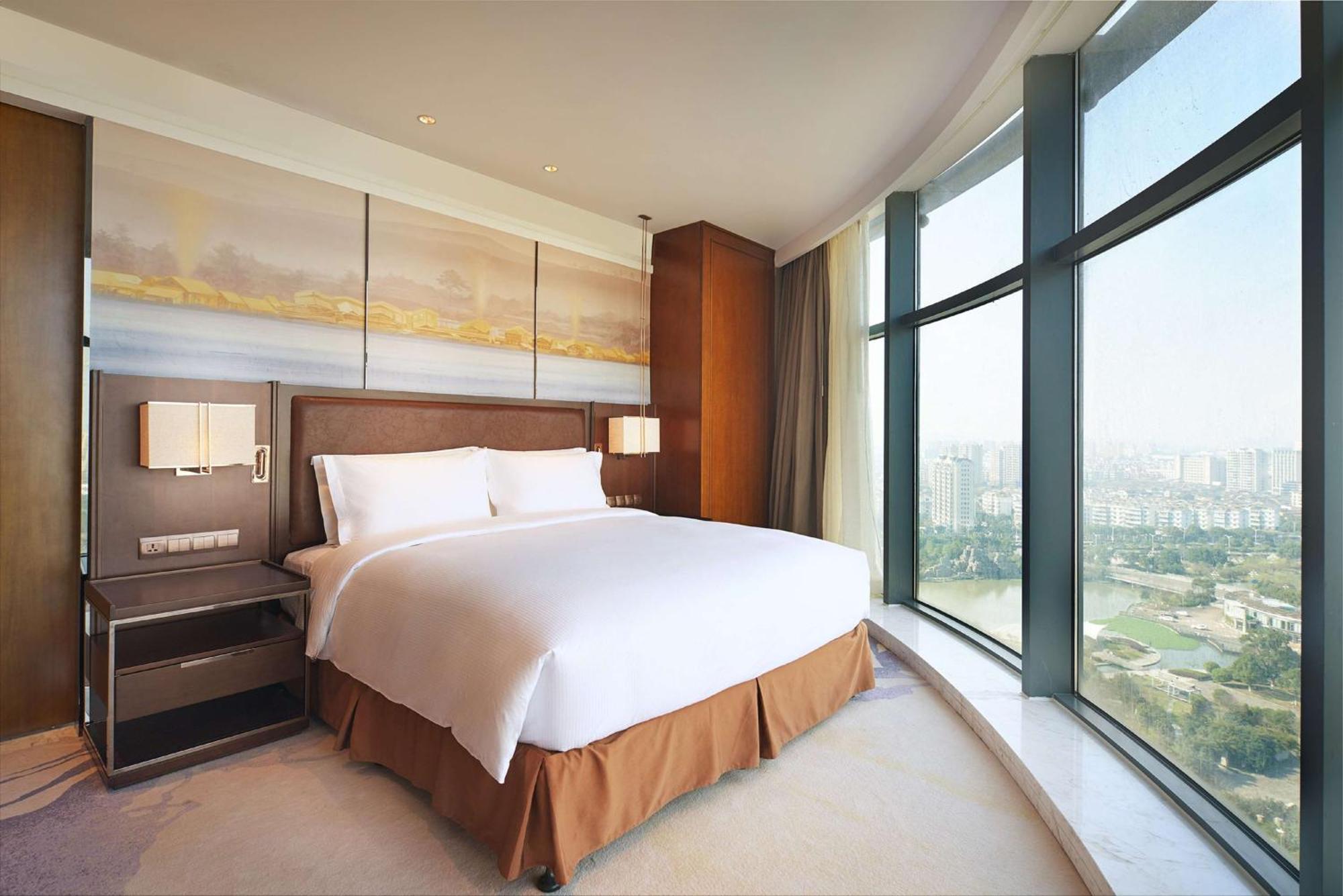 Doubletree By Hilton Ningbo Beilun Hotell Eksteriør bilde