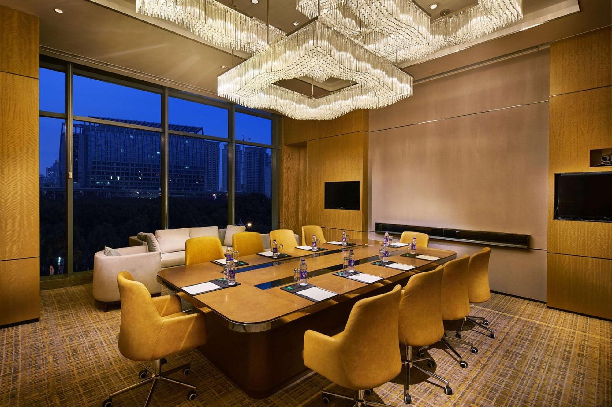 Doubletree By Hilton Ningbo Beilun Hotell Eksteriør bilde